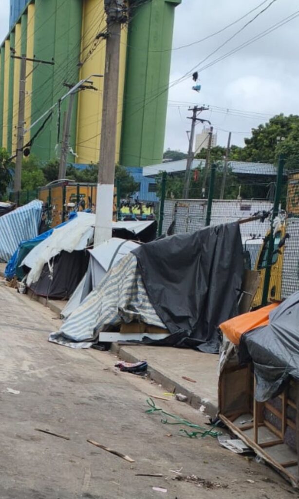 Zeladoria em toneladas e Assistência Social: desconexão sem fim